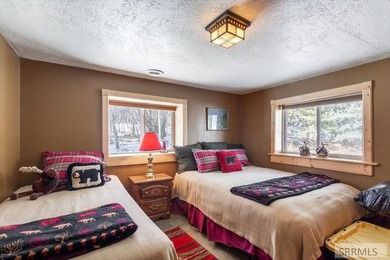 LAKEFRONT LOT & LAKEVIEW CABIN - SHORT TERM RENTALS ALLOWED - - photo 22
