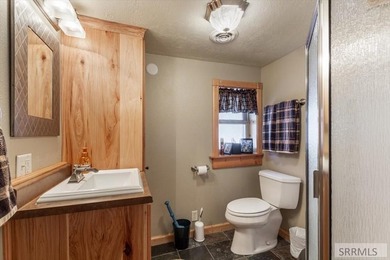 LAKEFRONT LOT & LAKEVIEW CABIN - SHORT TERM RENTALS ALLOWED - - photo 24
