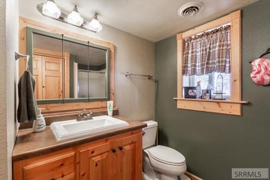 LAKEFRONT LOT & LAKEVIEW CABIN - SHORT TERM RENTALS ALLOWED - - photo 28