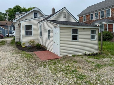 Affordability and comfort all in one. Perfect starter home - photo 5