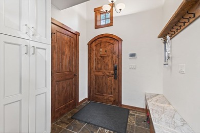 Fabulous fully remodeled 2BR single-family ski cottage in - photo 14