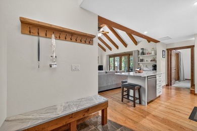 Fabulous fully remodeled 2BR single-family ski cottage in - photo 15