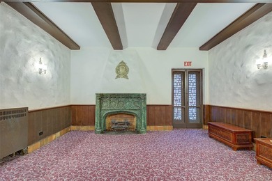 A rare find! Cozy & inviting *railroad style* 1 bedroom, in the - photo 16