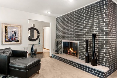 Experience elevated indoor-outdoor living in this exquisite 2 - photo 21