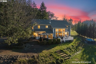 North Umpqua River Home For Sale in Roseburg Oregon