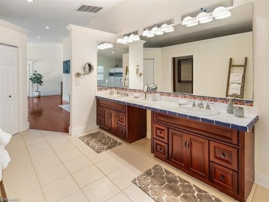 A rare offering along the Caloosahatchee River, this private - photo 22