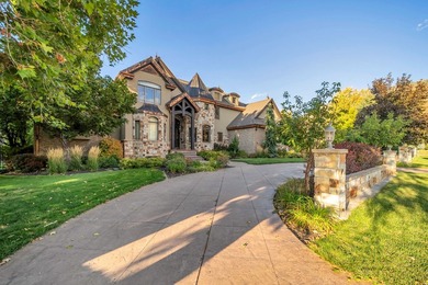 BACK ON THE MARKET - sale failed - This exceptional luxury - photo 3