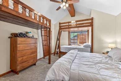 Fabulous fully remodeled 2BR single-family ski cottage in - photo 29