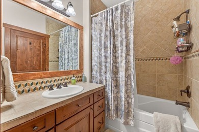 Fabulous fully remodeled 2BR single-family ski cottage in - photo 30