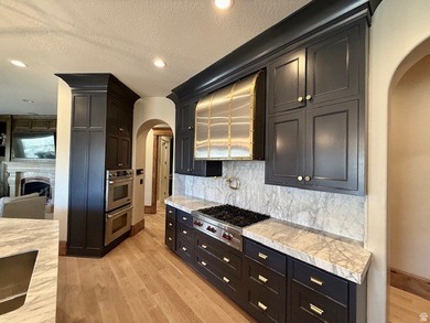 BACK ON THE MARKET - sale failed - This exceptional luxury - photo 10