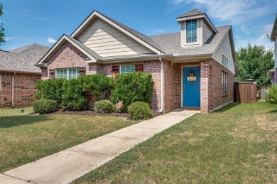 Lake Lewisville Home For Sale in Cross Roads Texas