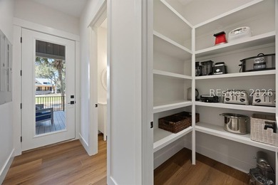 7 Bedrooms | Brand New Construction | Close Proximity to the - photo 16