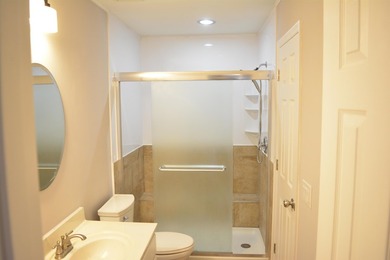 New Reduced Price! Beautifully renovated 1,754 sq ft golf course - photo 21