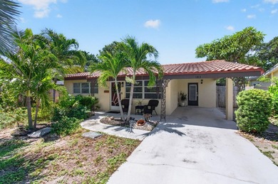 Nestled in the heart of College Park, this charming 2 bedroom, 2 - photo 3