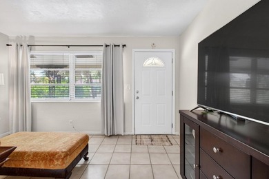 Nestled in the heart of College Park, this charming 2 bedroom, 2 - photo 6