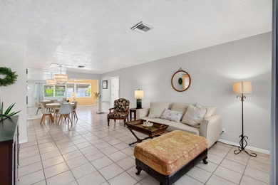 Nestled in the heart of College Park, this charming 2 bedroom, 2 - photo 7