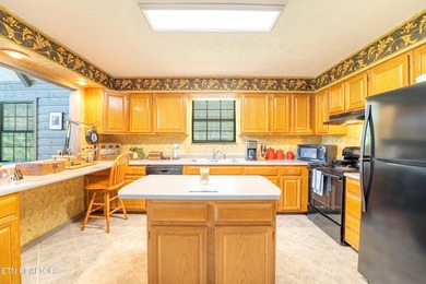 RIVERFRONT RETREAT with almost 13 acres, 300+ Feet of Clinch - photo 7