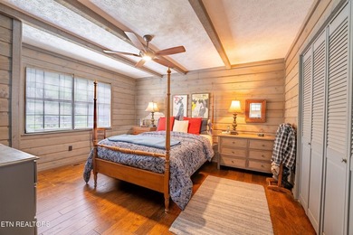 RIVERFRONT RETREAT with almost 13 acres, 300+ Feet of Clinch - photo 9