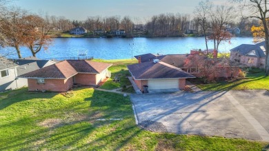 St. Joseph River Home For Sale in Elkhart Indiana