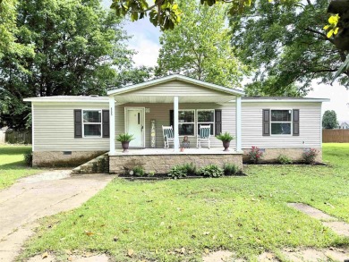 Lake Home For Sale in Tiptonville, Tennessee