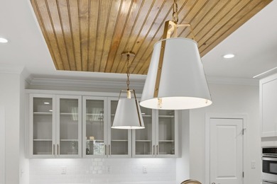 Welcome to 903 Inlet View Drive in the coveted gated community - photo 12