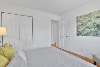 Located in the sought-after Cambrian neighborhood, bordering Los - photo 13