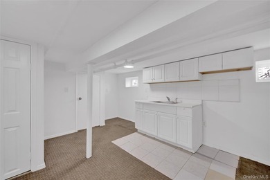 This is the one! Fantastic colonial style home with new driveway - photo 17