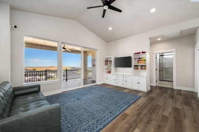 Discover the perfect balance of luxury, comfort, and space in - photo 21