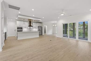 Welcome to 903 Inlet View Drive in the coveted gated community - photo 23