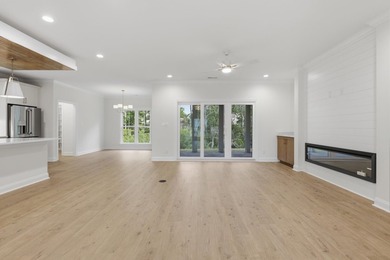 Welcome to 903 Inlet View Drive in the coveted gated community - photo 24