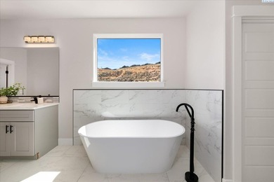 Discover the perfect balance of luxury, comfort, and space in - photo 26
