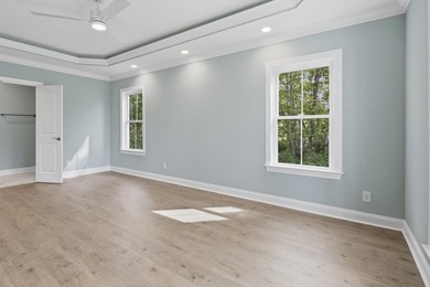 Welcome to 903 Inlet View Drive in the coveted gated community - photo 31