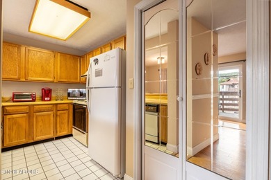 Welcome to Windy Oaks Condominiums, a fully furnished 2-bedroom - photo 8