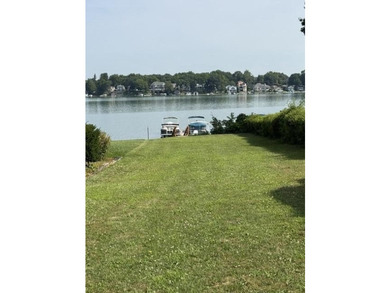 BEAUTIFUL NEW CONSTRUCTION in desirable Edwardsburg! Time still - photo 14