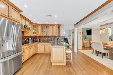 Welcome to this beautifully updated, move-in-ready townhouse - photo 14