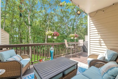 Welcome to this beautifully updated, move-in-ready townhouse - photo 15