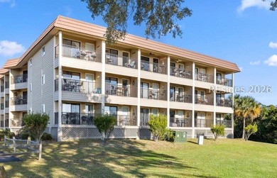 Fantastic Updated Villa with Incredible Ocean Front Views. Fully - photo 17