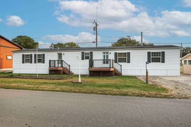 Lake Delhi Home Sale Pending in Delhi Iowa