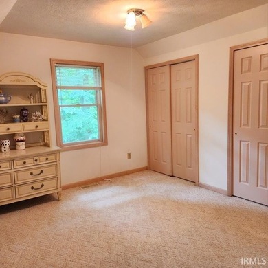 Well maintained home, located in South Shore Green at the end of - photo 21