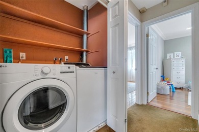 Welcome to this beautifully updated, move-in-ready townhouse - photo 29