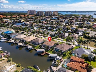 An exceptional sailboat-access waterfront retreat ideally - photo 44