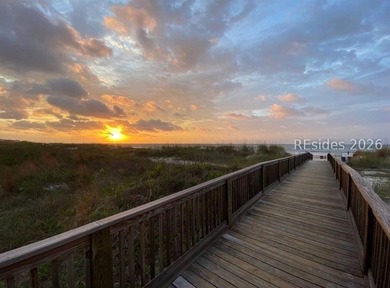 Fantastic Updated Villa with Incredible Ocean Front Views. Fully - photo 48