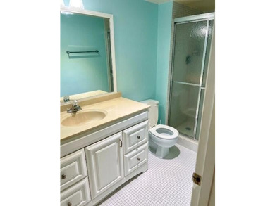 Welcome to Boca Raton. Easy living in this 1st floor lakeview - photo 7