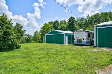 Country living meets classy elegance, the essence of the iconic - photo 5