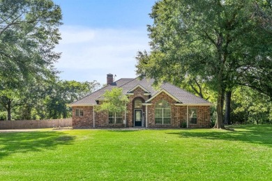 Lake Home For Sale in Eustace, Texas