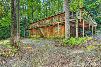 Some properties offer privacy. Others offer opportunity. Very - photo 15