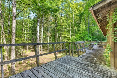 Some properties offer privacy. Others offer opportunity. Very - photo 16