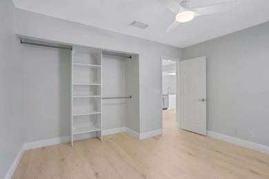 Make this beautifully remodeled 2-bedroom, 2-bath villa in - photo 18