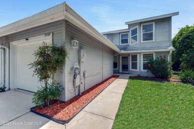 Lake Townhome/Townhouse For Sale in Port Orange, Florida