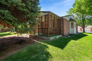 Enjoy living in this beautifully maintained paired patio home - photo 25